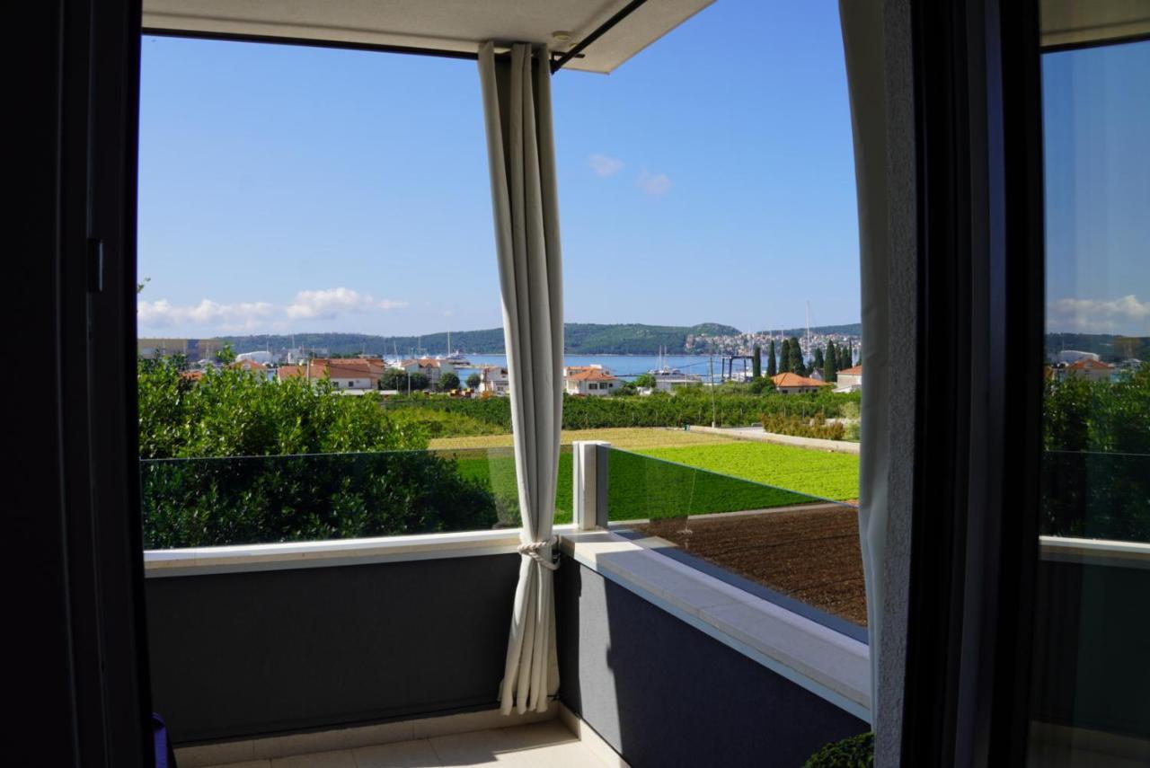 Blue Shell Trogir Apartment Екстер'єр фото