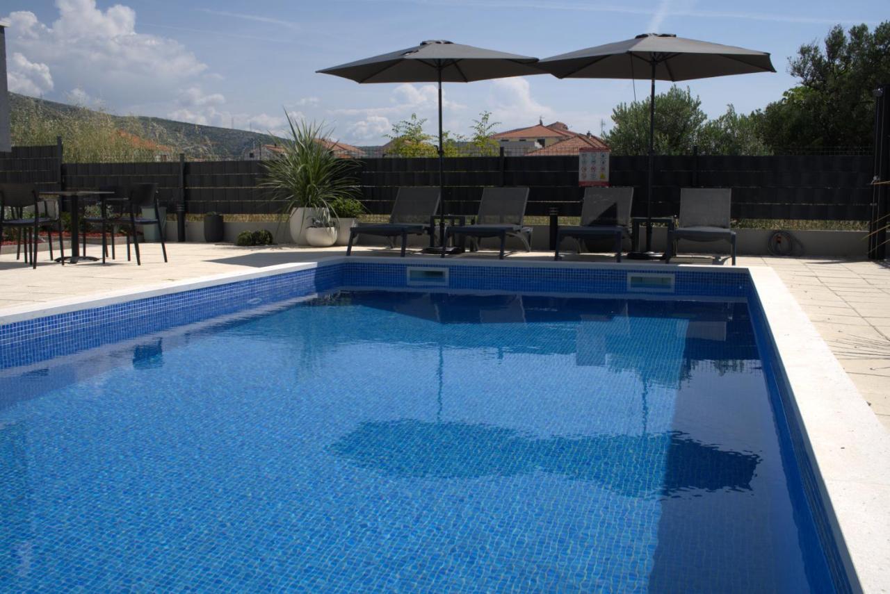 Blue Shell Trogir Apartment Екстер'єр фото